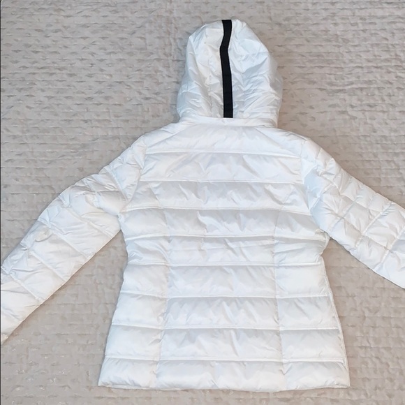 Nautica White Coat - Picture 4 of 4